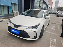 2021 Toyota Corolla 1.2T S-CVT PLUS, белый — фото 1