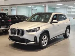 2023 BMW X1, белый — фото 1