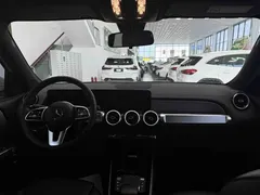 2022 Mercedes-Benz GLB 180, белый — фото 17