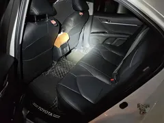2021 Toyota Camry 2.0G Luxury, белый — фото 11