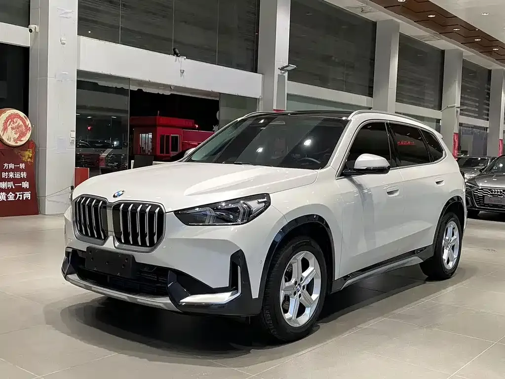 2023 BMW X1
