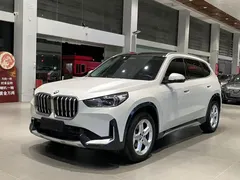 2023 BMW X1, белый — фото 1