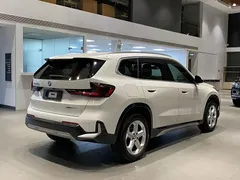 2023 BMW X1, белый — фото 4
