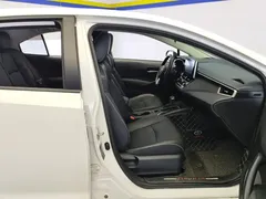 2021 Toyota Corolla 1.2T S-CVT Luxury, белый — фото 8