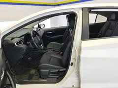 2021 Toyota Corolla 1.2T S-CVT Luxury, белый — фото 9
