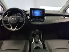 2021 Toyota Corolla 1.2T S-CVT Luxury, белый — фото 12