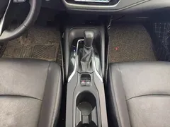2021 Toyota Corolla 1.2T S-CVT Luxury, белый — фото 16