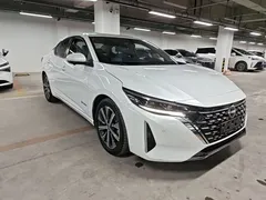 2023 Nissan Sylphy e-Power Hybrid Ultra, белый — фото 4