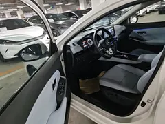 2023 Nissan Sylphy e-Power Hybrid Ultra, белый — фото 16