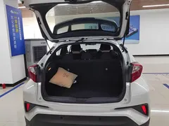 2020 Toyota 2.0L, белый — фото 4