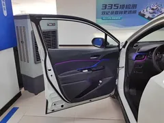 2020 Toyota 2.0L, белый — фото 7