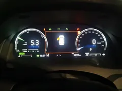 2023 Toyota Camry Hybrid 2.5HG Luxury, белый — фото 14