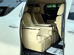 2020 Toyota Vellfire 2.5L Hybrid HV Premium, белый — фото 12