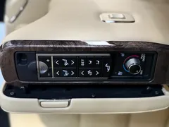 2020 Toyota Vellfire 2.5L Hybrid HV Premium, белый — фото 13