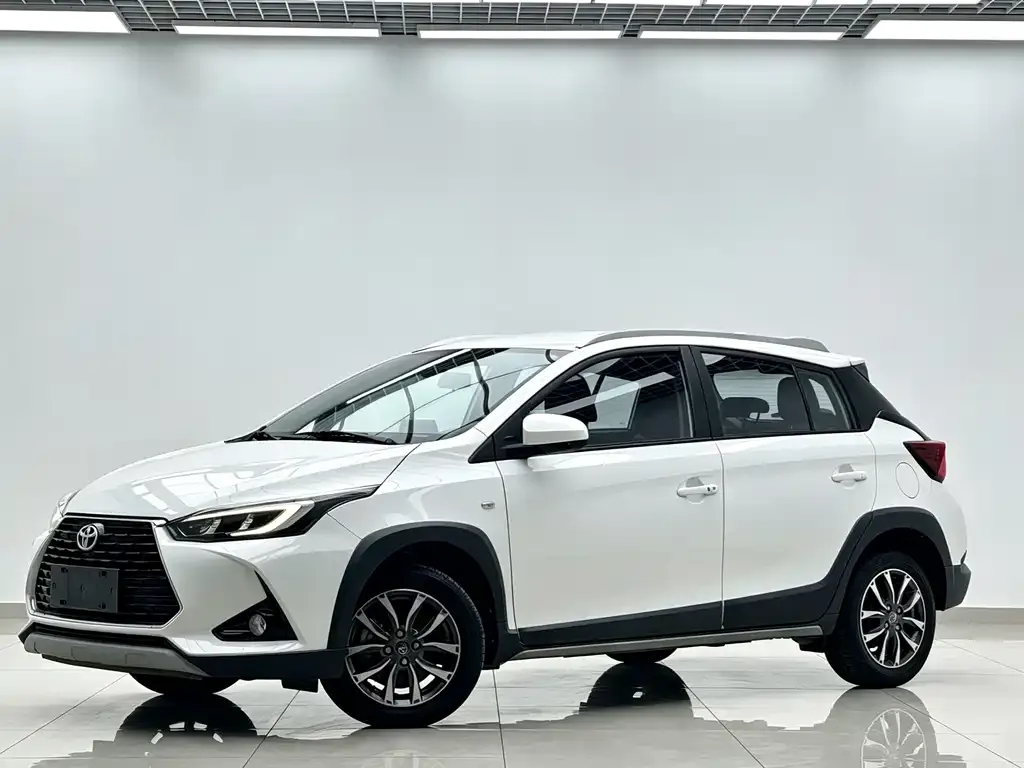 2022 Toyota Yaris L Zhixuan X 1.5L CVT Luxury Plus