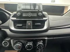 2022 Toyota Yaris L Zhixuan X 1.5L CVT Luxury Plus, белый — фото 8