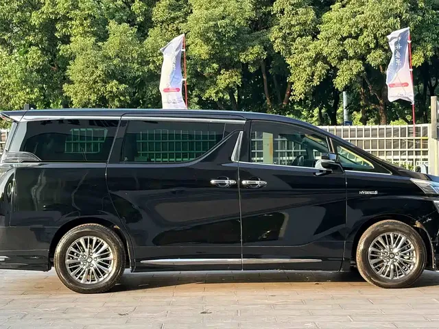 2021 Toyota Vellfire Hybrid 2.5L HV Premium