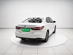 2021 Toyota Camry 2.0G, белый — фото 3