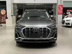 2022 Audi Q3 35 TFSI Sport — фото 2