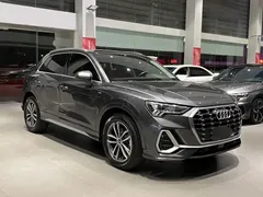 2022 Audi Q3 35 TFSI Sport — фото 3