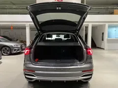 2022 Audi Q3 35 TFSI Sport — фото 19