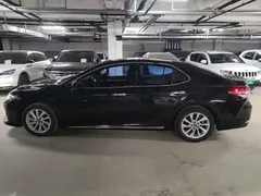 2023 Toyota Camry 2.0G Luxury, чёрный — фото 4