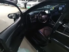 2023 Toyota Camry 2.0G Luxury, чёрный — фото 18