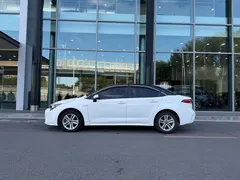 2022 Toyota Levin Hybrid 1.8H E-CVT, белый — фото 7