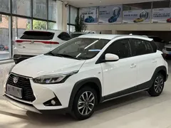 2022 Toyota Yaris L Zhixuan 1.5L CVT Luxury Plus, белый — фото 1