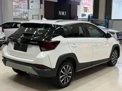 2022 Toyota Yaris L Zhixuan 1.5L CVT Luxury Plus, белый — фото 4