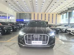 2020 Audi Q7 55 TFSI quattro S line Sport, чёрный — фото 2
