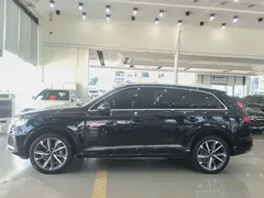 2020 Audi Q7 55 TFSI quattro S line Sport, чёрный — фото 7