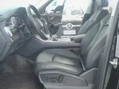2020 Audi Q7 55 TFSI quattro S line Sport, чёрный — фото 8