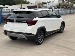 2022 Toyota Yaris L Zhixuan X 1.5L CVT Luxury Plus, белый — фото 8
