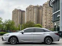 2022 Toyota Avalon 2.0L Luxury — фото 3