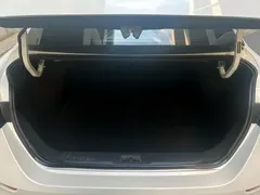 2022 Nissan Sylphy 1.6L XL CVT, белый — фото 8