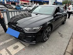 2023 Audi A7L 45 TFSI quattro S-line, чёрный — фото 1