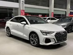2022 Audi A3L Limousine 35 TFSI Luxury Sport, белый — фото 3