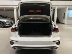 2022 Audi A3L Limousine 35 TFSI Luxury Sport, белый — фото 20