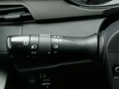 2020 Toyota Yaris L Zhixuan 1.5L CVT, белый — фото 21