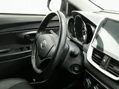 2020 Toyota Yaris L Zhixuan 1.5L CVT, белый — фото 22