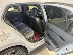 2023 Volkswagen Golf 280TSI DSG R-Line — фото 10