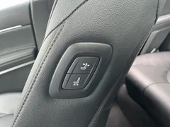 2021 Toyota Camry 2.5G Luxury, белый — фото 20