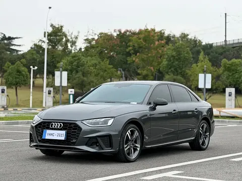 2022 Audi A4L 40 TFSI Luxury Sport