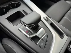 2022 Audi A4L 40 TFSI Luxury Sport — фото 13