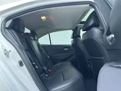 2021 Toyota Corolla 1.2T S-CVT Elite Plus, белый — фото 10