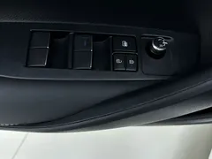 2021 Toyota Corolla 1.2T S-CVT Elite Plus, белый — фото 16