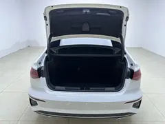 2022 Audi A3 A3L Limousine 35 TFSI, белый — фото 11