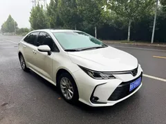 2021 Toyota Corolla 1.2T S-CVT Luxury, белый — фото 3