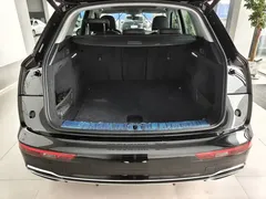 2020 Audi Q5L 40 TFSI, чёрный — фото 15